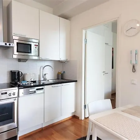 Apartamento Kotimaailma - Saunallinen Kaksio Jaervinaekymaellae - Ratina